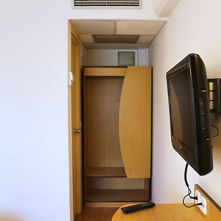 Otel Travelodge Barcelona Del Valles Barbera del Valles