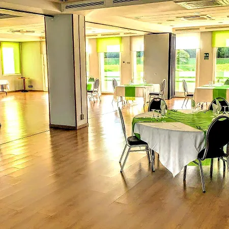 Travelodge Barcelona Del Valles 3* Barbera del Valles