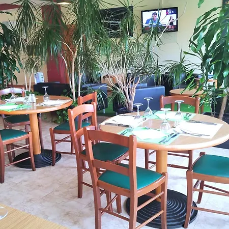 Hotel Travelodge Barcelona Del Valles 3*