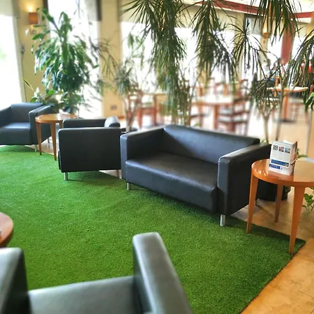 Travelodge Barcelona Del Valles Hotel
