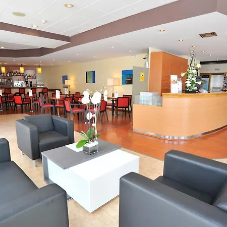 Travelodge Barcelona Del Valles Hotel 3*