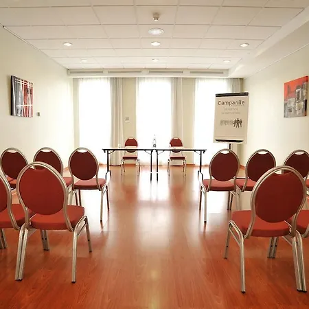Hotel Travelodge Barcelona Del Valles 3*