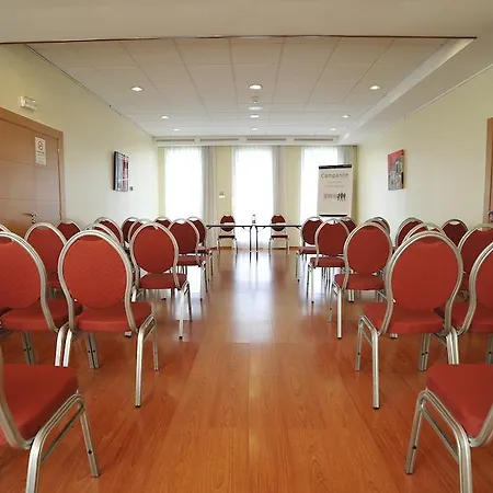 Travelodge Barcelona Del Valles Hotel 3*