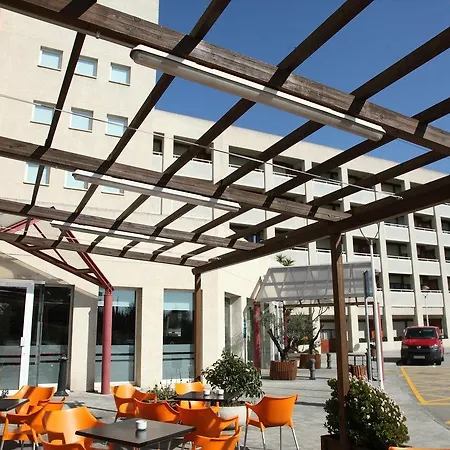 Travelodge Barcelona Del Valles Hotel 3*